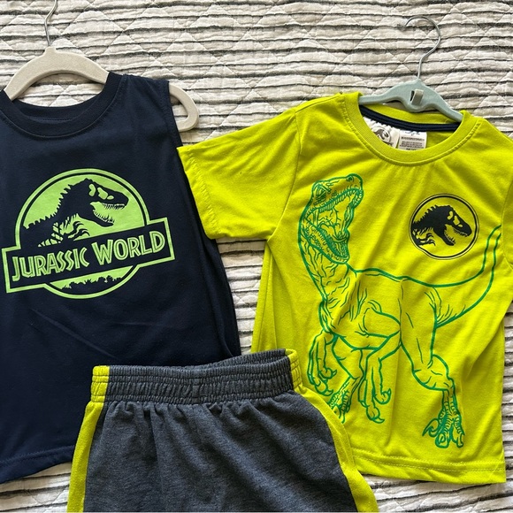 Toddler Jurassic Outfit 4T - Picture 2 of 4